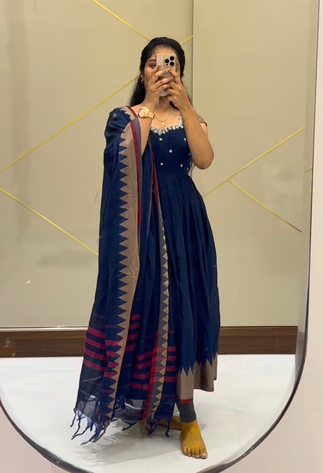 Navy Maggam