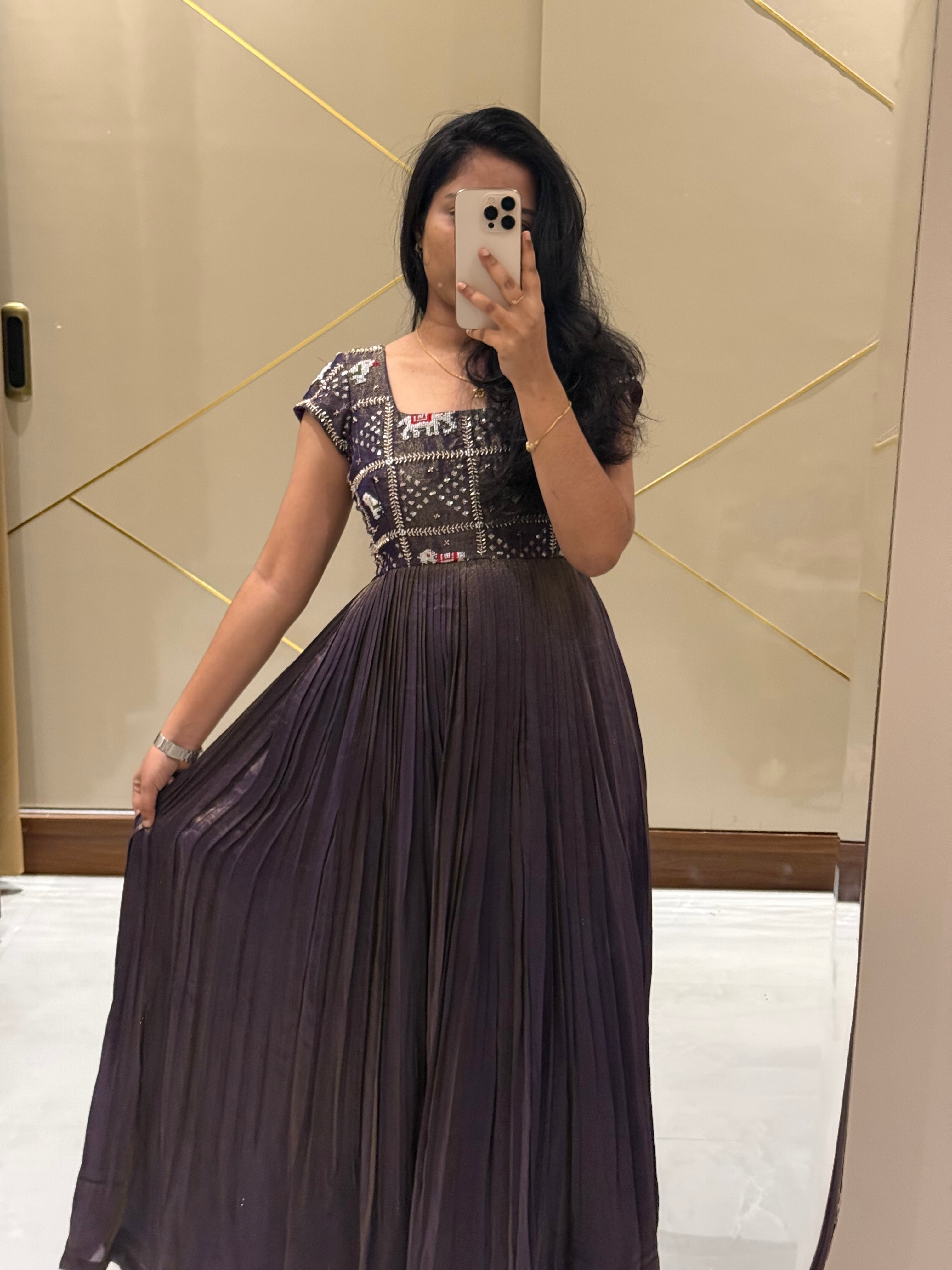 Kriti -Navy